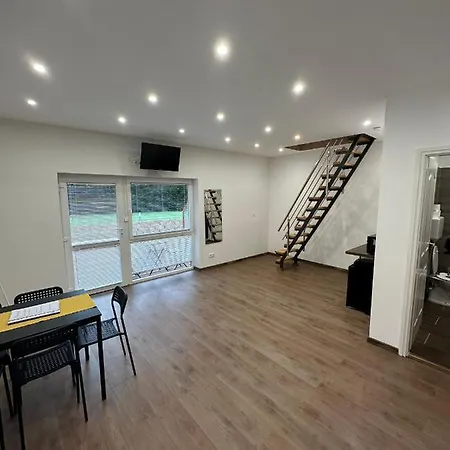 Apartment Mellett