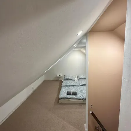 Apartament Mellett *